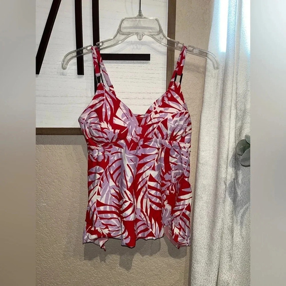 Kona Sol tankini swimsuit top - Picture 1 of 3